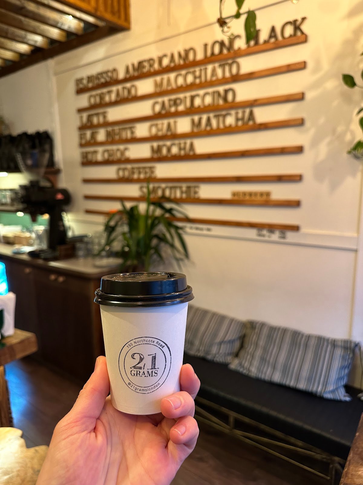 21 Grams specialty coffee shop in London - photo 5