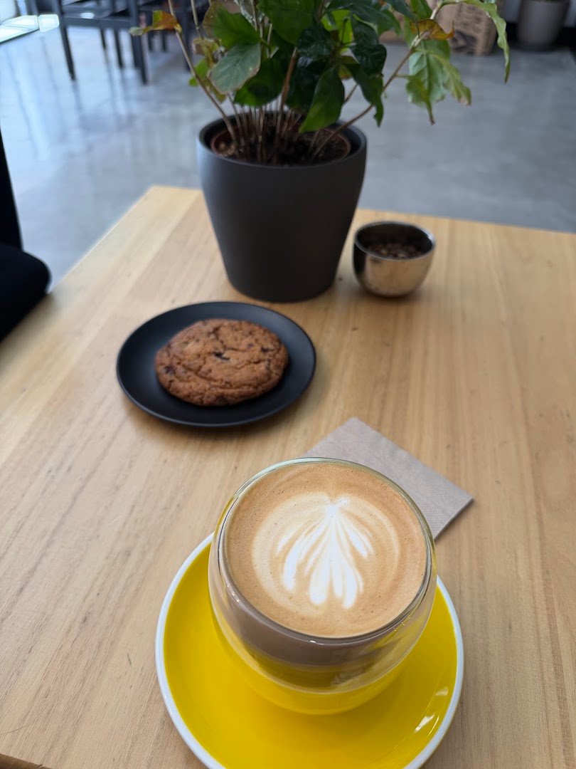 Coffee Hackers specialty coffee shop in Barcelona - photo 4