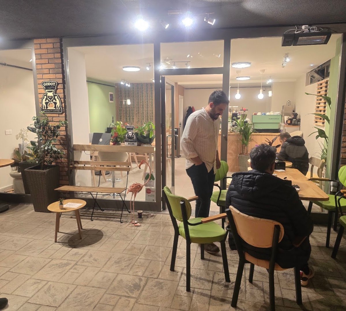 Godot Speciality Coffee specialty coffee shop in Istanbul - photo 10