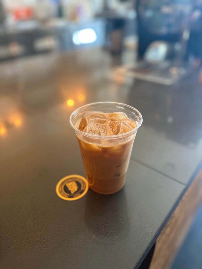 Groundswell specialty coffee shop in Chicago - photo 11