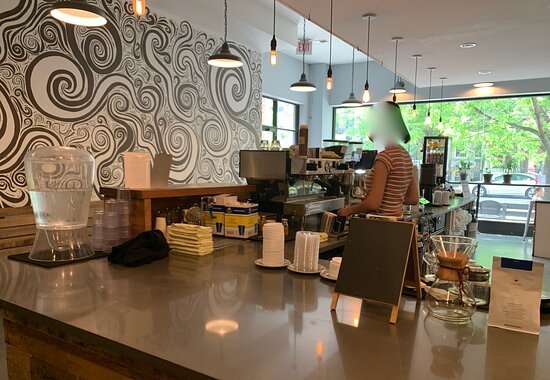 Groundswell specialty coffee shop in Chicago - photo 7