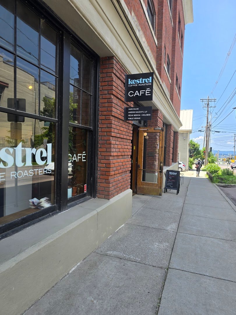 Kestrel Coffee Roasters specialty coffee shop in Burlington - photo 6