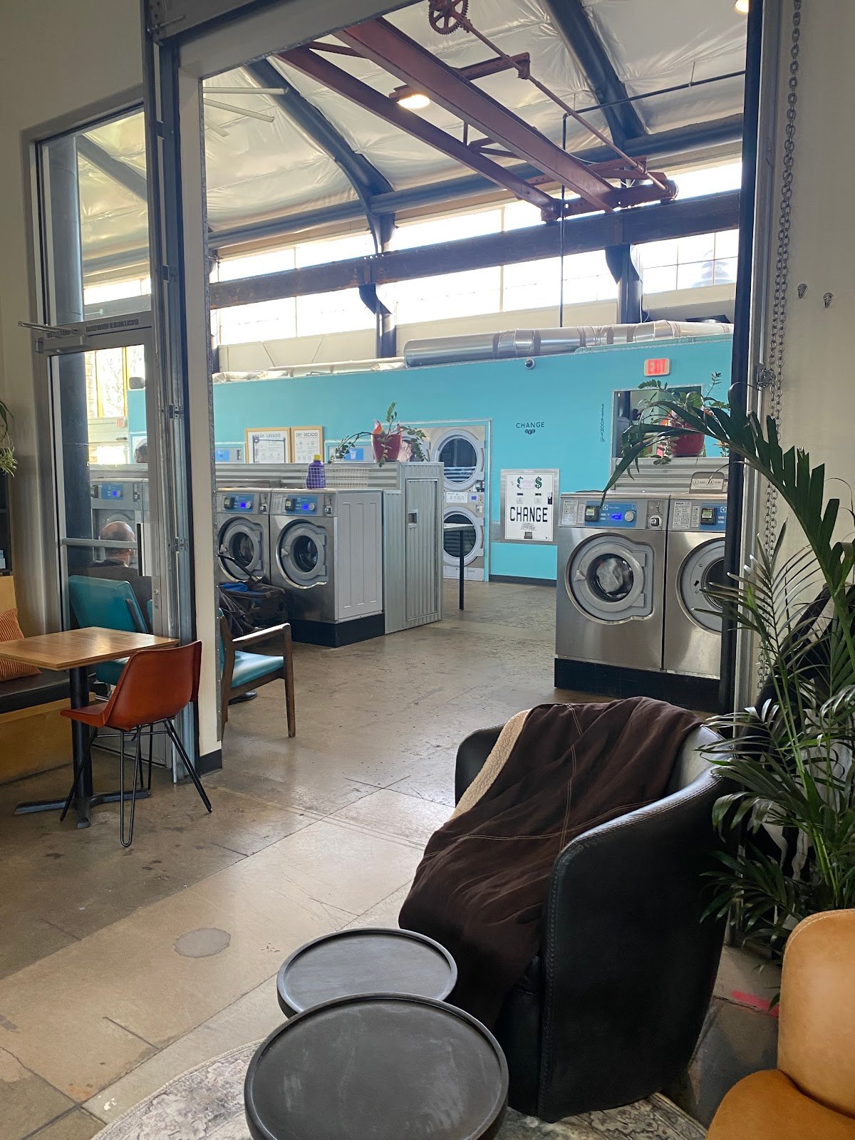 Brave Neighbor Coffeehouse & Social specialty coffee shop in Portland - photo 5