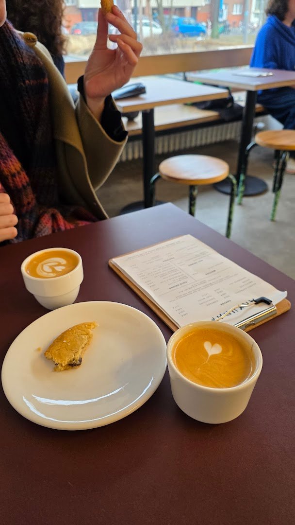 AKKURAT Café specialty coffee shop in Berlin - photo 6