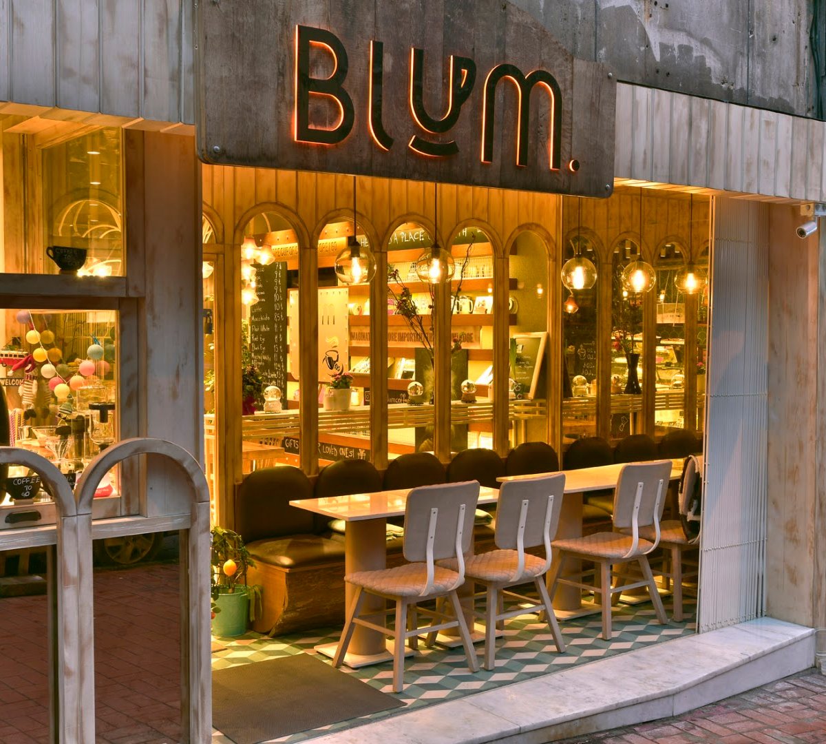 Blum Coffee House specialty coffee shop in Istanbul - photo 4