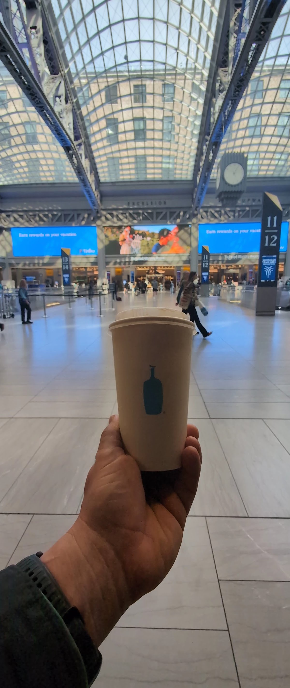 Blue Bottle Coffee specialty coffee shop in New York - photo 6