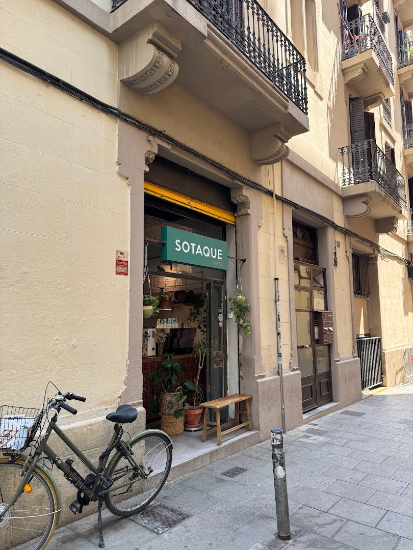 Sotaque Cafè specialty coffee shop in Barcelona - photo 11