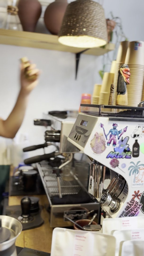 Sotaque Cafè specialty coffee shop in Barcelona - photo 2