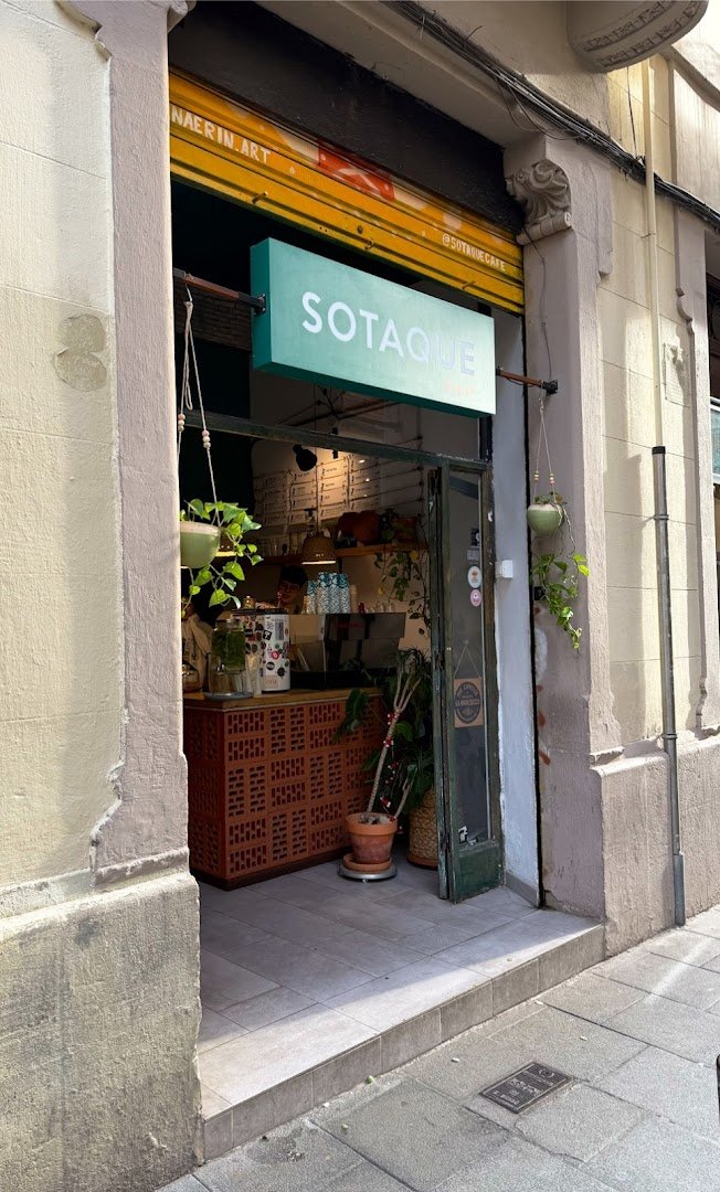 Sotaque Cafè specialty coffee shop in Barcelona - photo 7