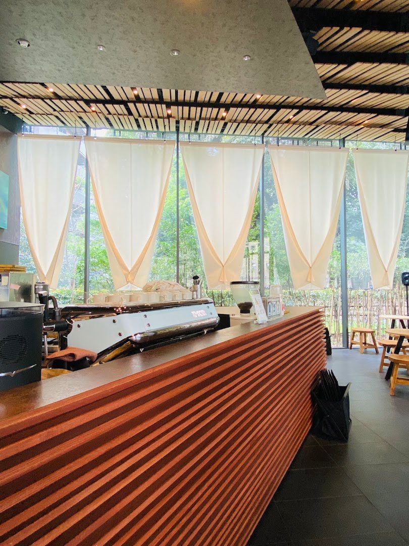 Interior of Sarutahiko Coffee Special Edition - University of Tokyo, specialty coffee shop in Tokyo