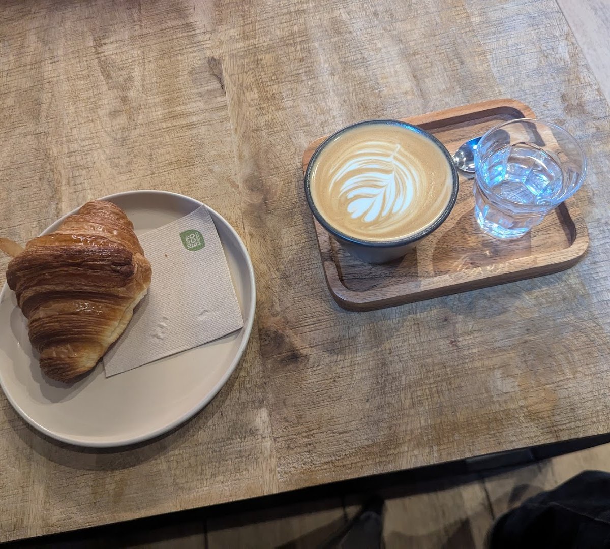 Sensorial Coffee Roasters specialty coffee shop in Barcelona - photo 11