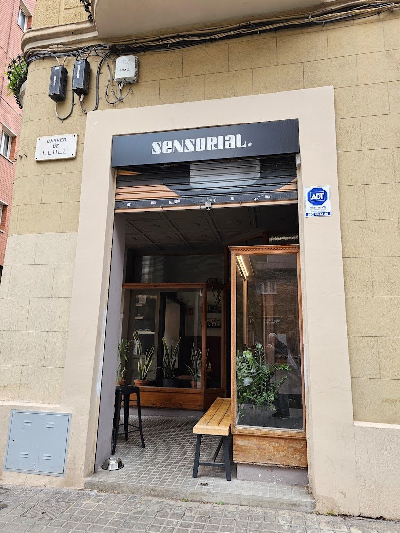 Sensorial Coffee Roasters specialty coffee shop in Barcelona - photo 4