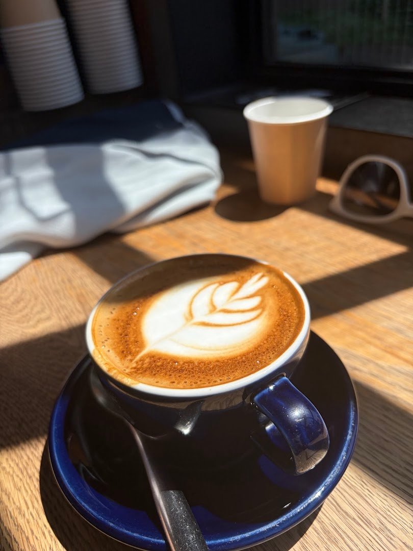 SCHOOL BUS COFFEE STOP KYOTO specialty coffee shop in Kyoto - photo 4
