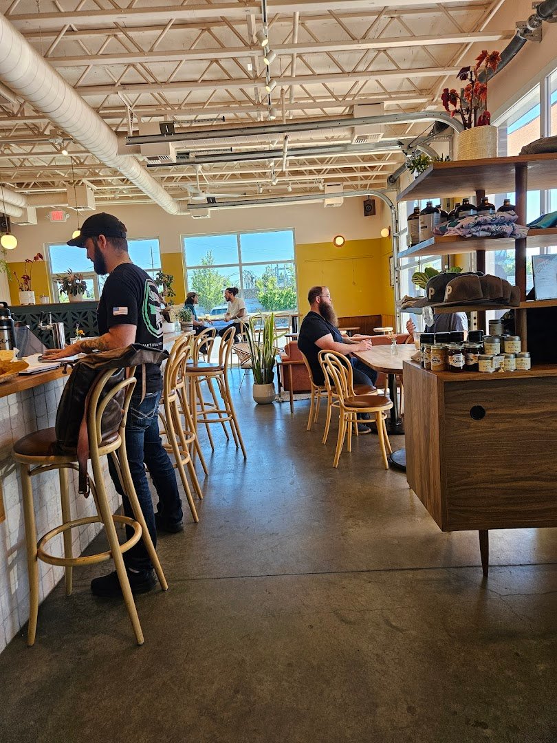 Lone Pine Coffee Roasters specialty coffee shop in Bend - photo 4