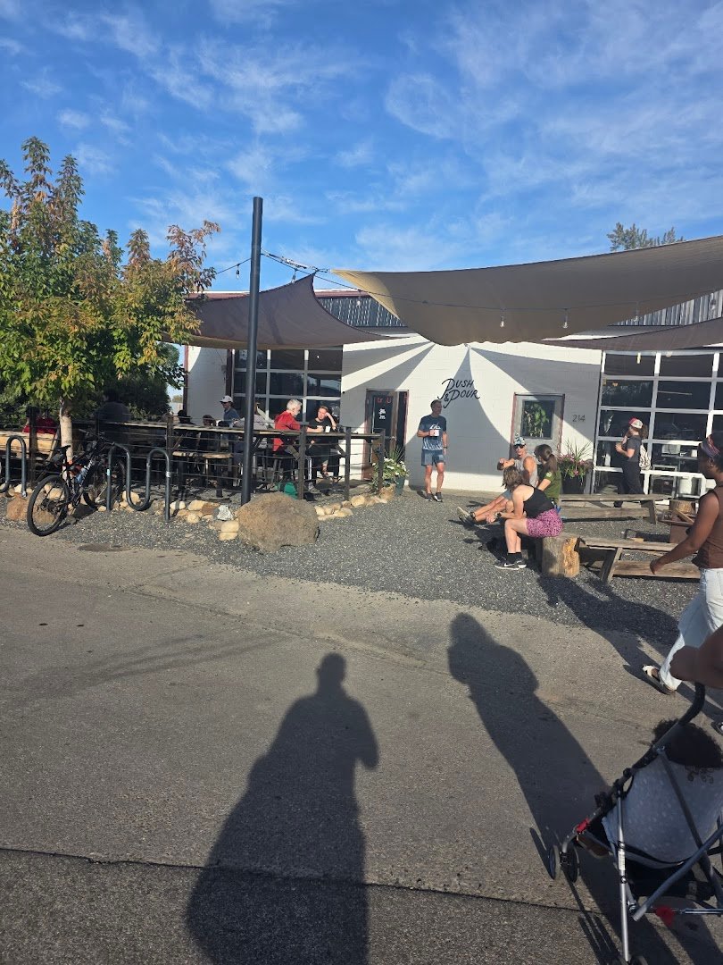 Push & Pour specialty coffee shop in Boise - photo 5