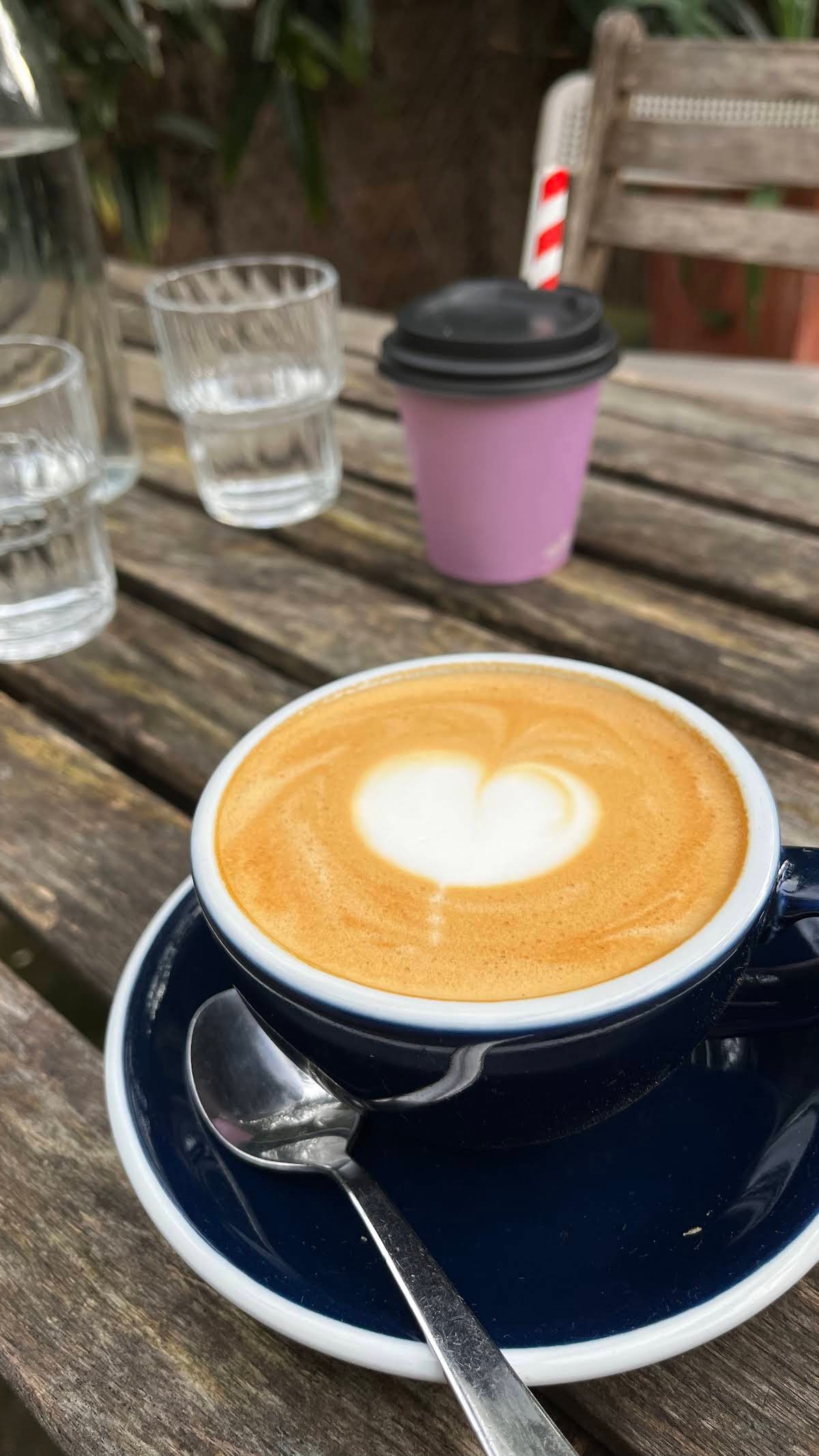 Oscar's specialty coffee shop in London - photo 12