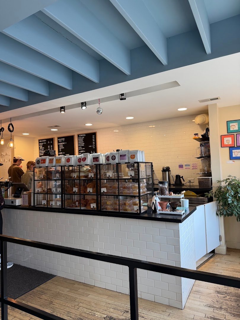 Coffee Lab & Roasters specialty coffee shop in Chicago - photo 6