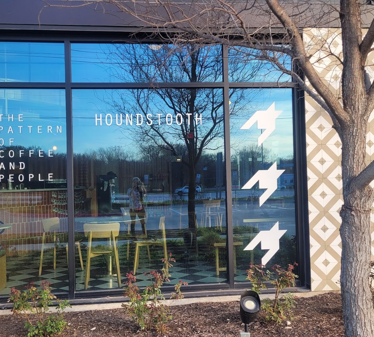 Houndstooth Coffee specialty coffee shop in Austin - photo 8