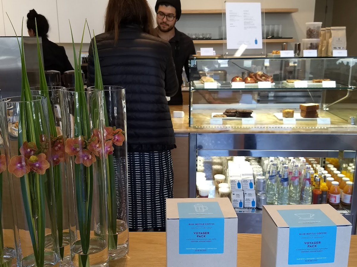 Blue Bottle Coffee specialty coffee shop in San Francisco - photo 10