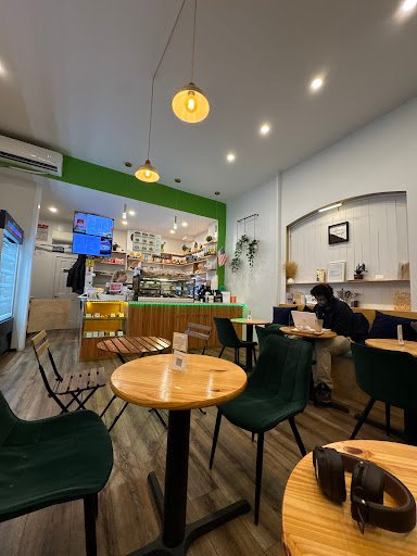 Gold coffee specialty coffee shop in New York - photo 10