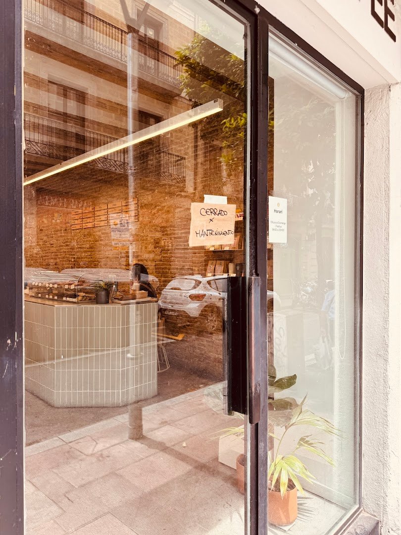 Syra Coffee - Bonavista specialty coffee shop in Barcelona - photo 2