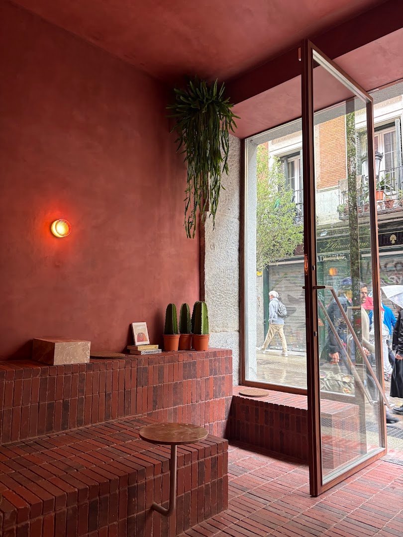 ZÉFIR coffee · matcha specialty coffee shop in Madrid - photo 9