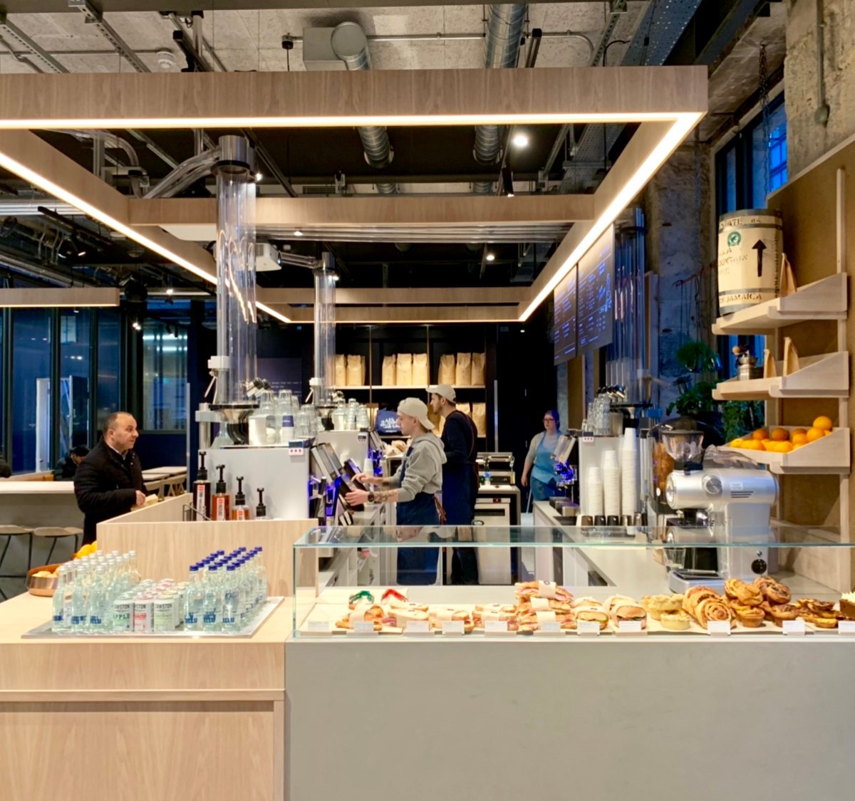 Roasting Plant Coffee specialty coffee shop in London - photo 9