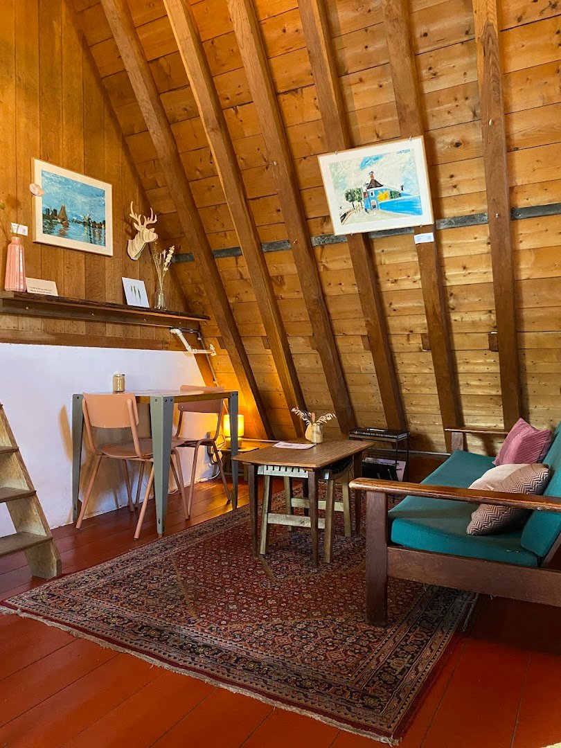 De Koffieschenkerij specialty coffee shop in Amsterdam - photo 8