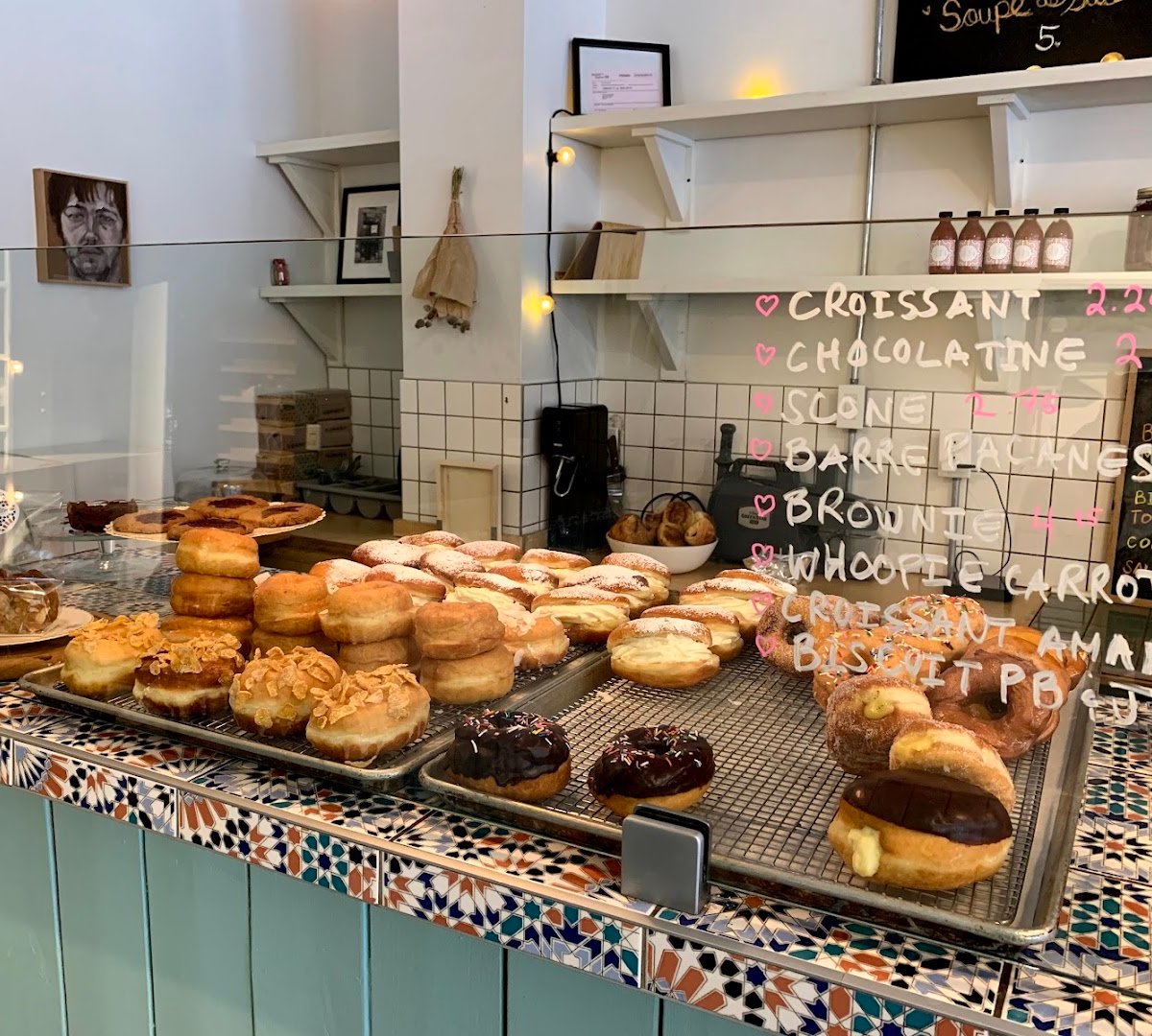 Interior of Le Café Bloom, specialty coffee shop in Montreal