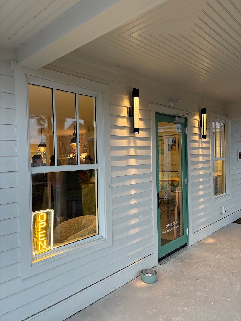 Summit Coffee Old Village specialty coffee shop in Charleston - photo 9