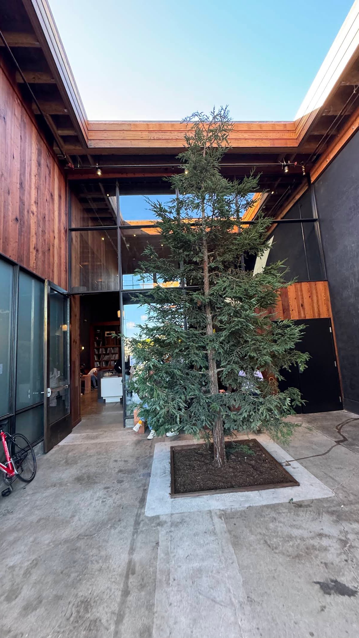 Hedge Coffee specialty coffee shop in San Francisco - photo 10