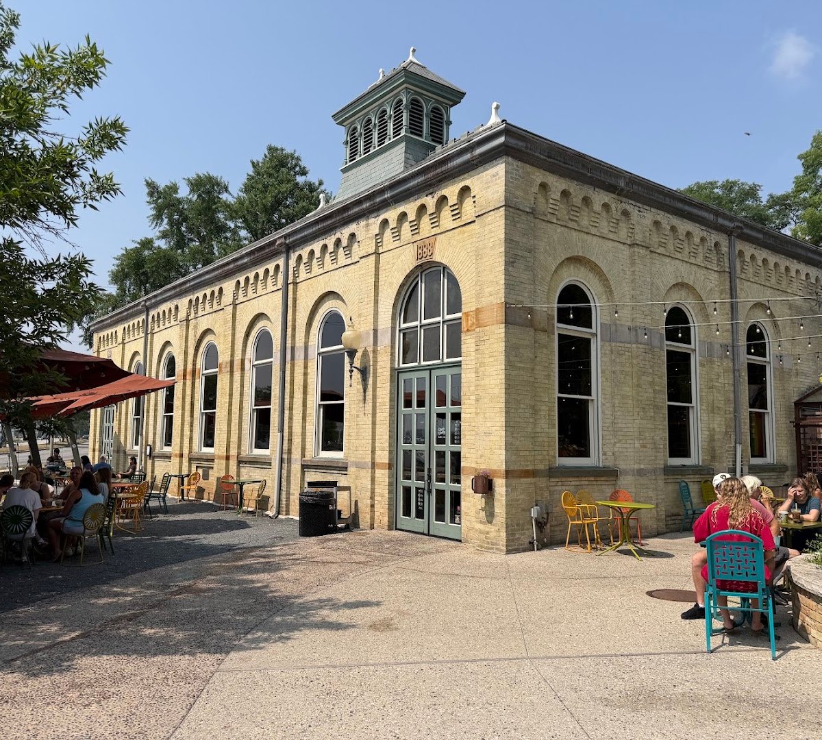 Storefront of Colectivo Coffee Lakefront, specialty coffee shop in Milwaukee