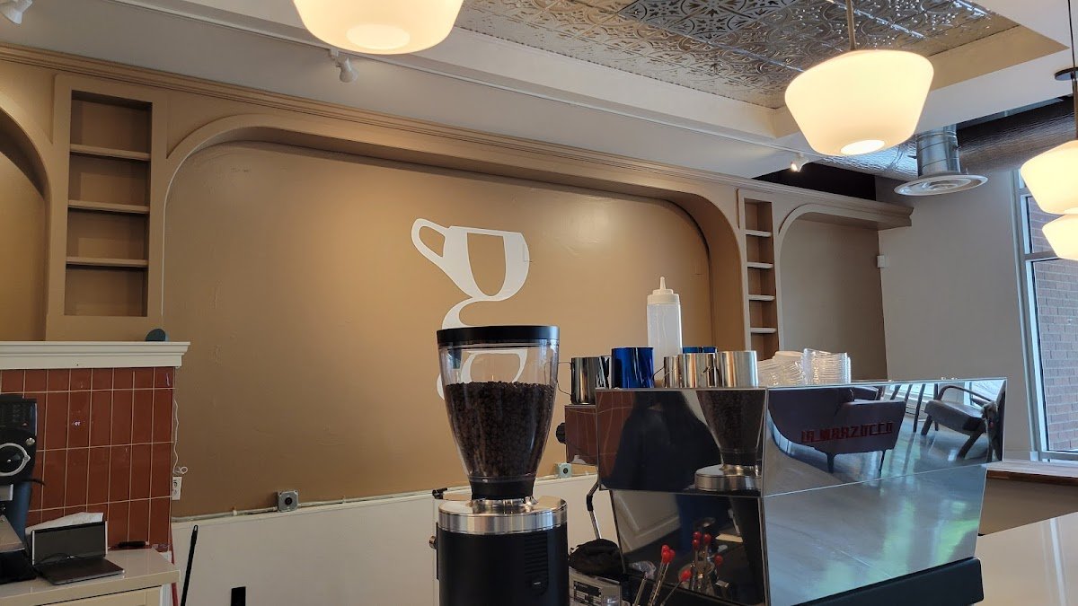 Good Neighbor Ca Phe specialty coffee shop in Portland - photo 5