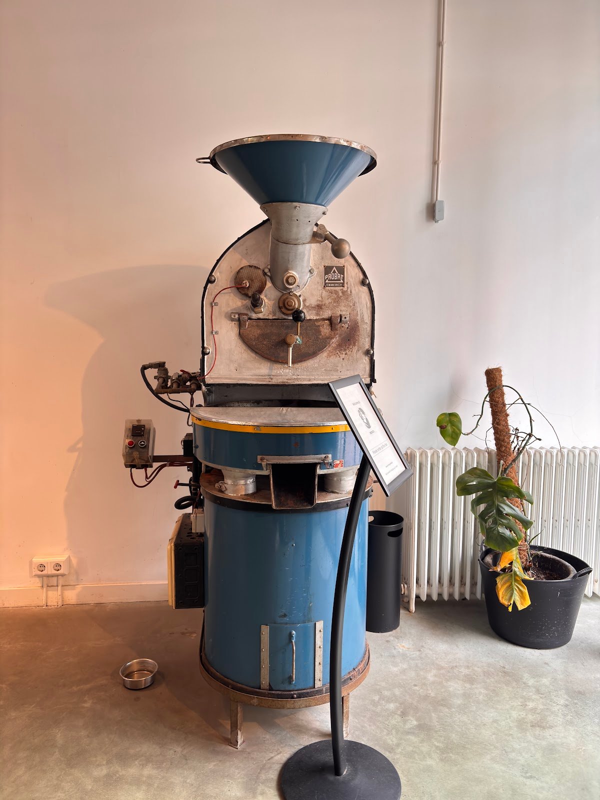 Bocca Coffee specialty coffee shop in Amsterdam - photo 8