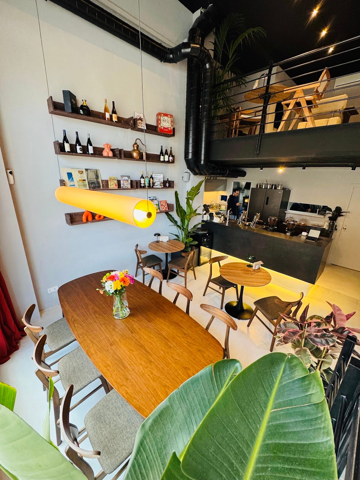 Kaapeh specialty coffee shop in Barcelona - photo 5