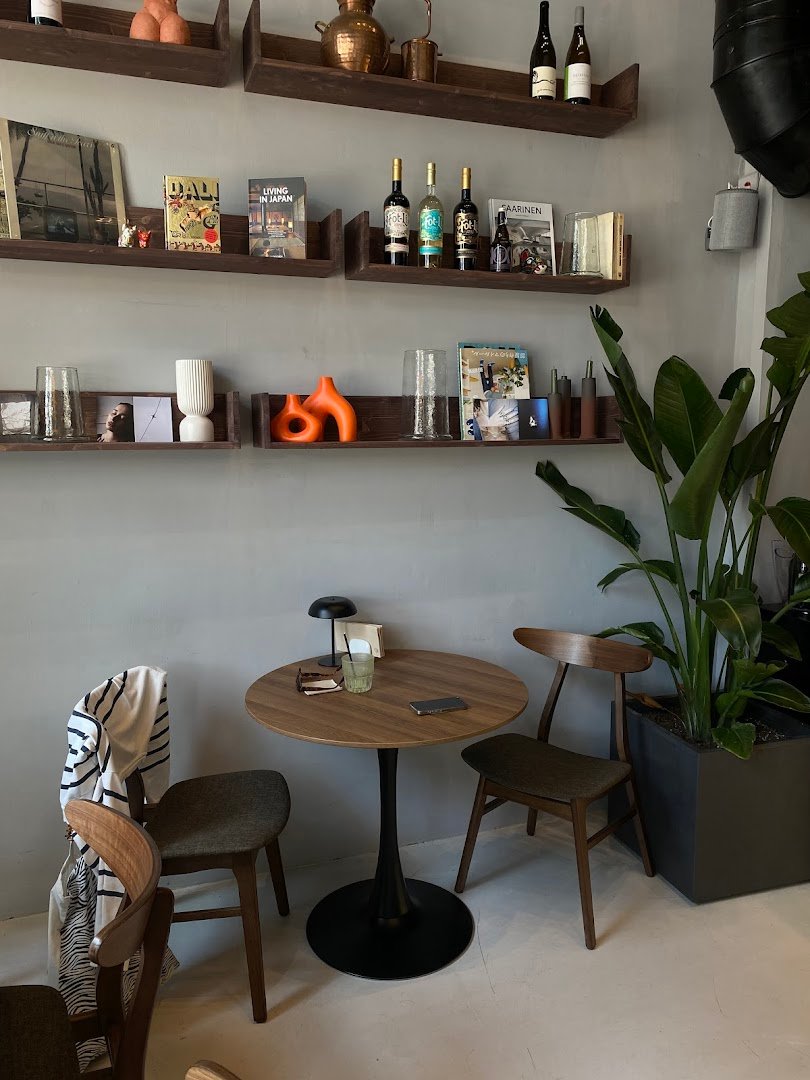 Kaapeh specialty coffee shop in Barcelona - photo 6