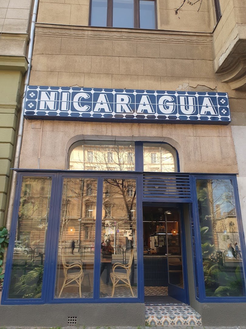Nicaragua Cafe Brunch Bar Budapest specialty coffee shop in Budapest - photo 5