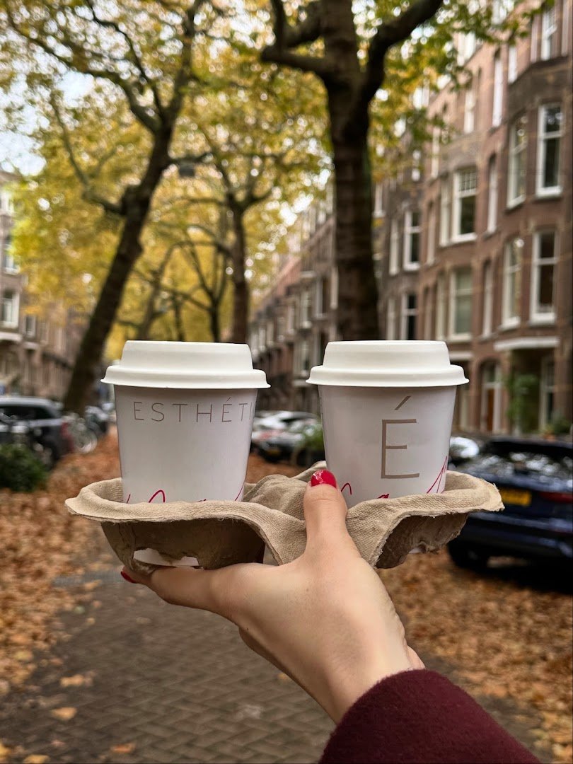Esthétique cafe specialty coffee shop in Amsterdam - photo 4