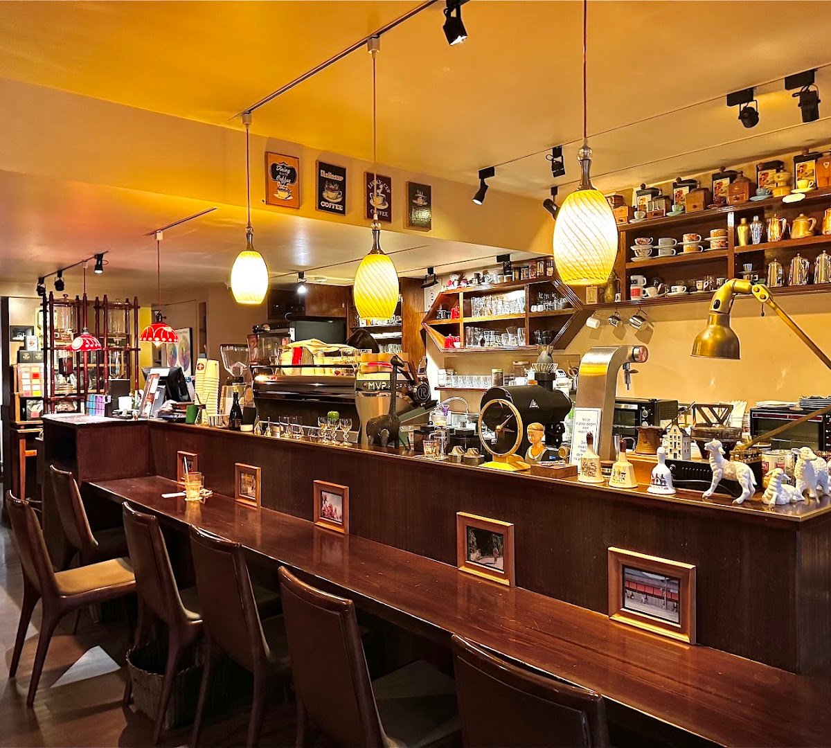 RUFOUS COFFEE specialty coffee shop in Taipei - photo 2