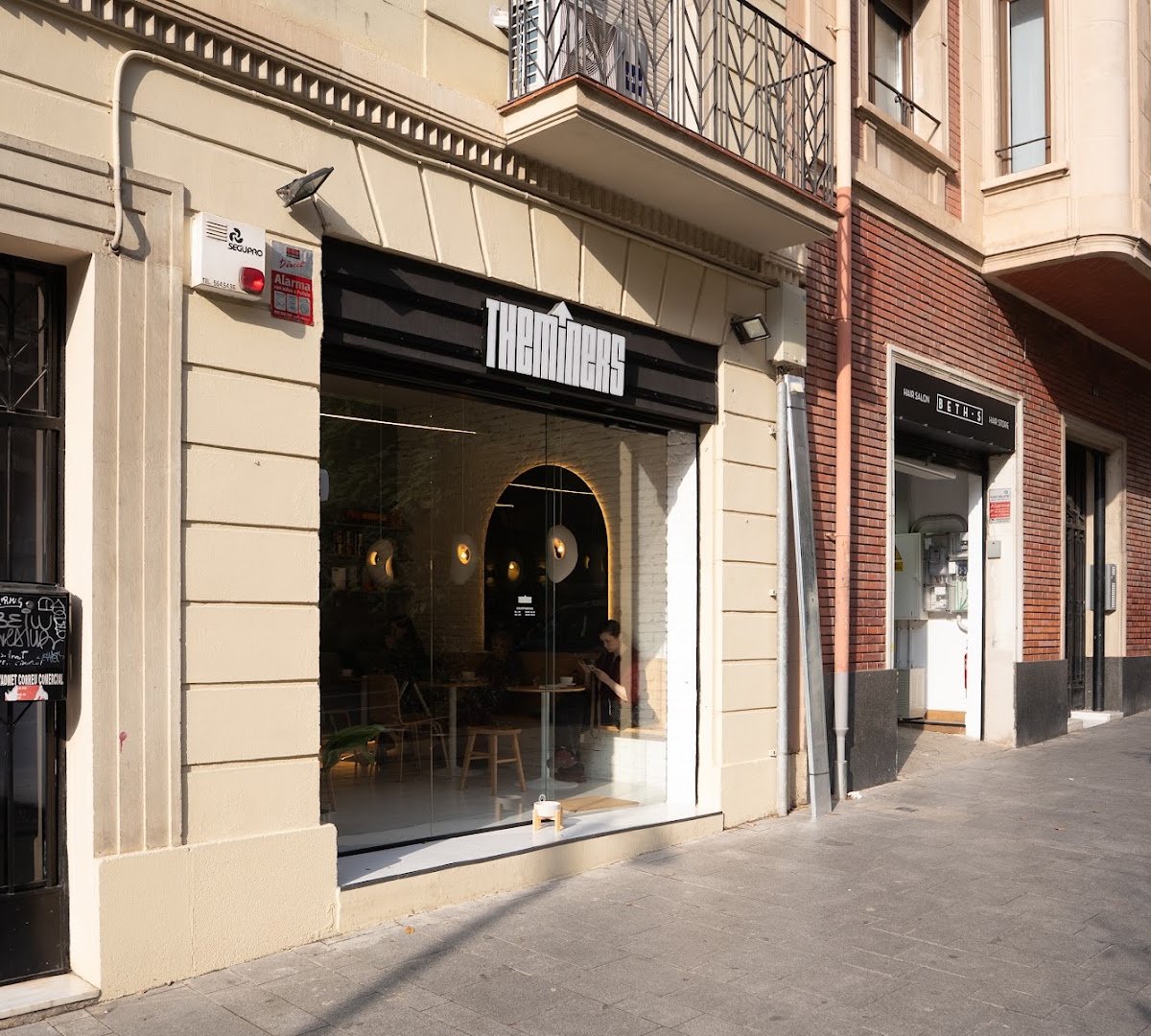The Miners Coffee Joanic specialty coffee shop in Barcelona - photo 9