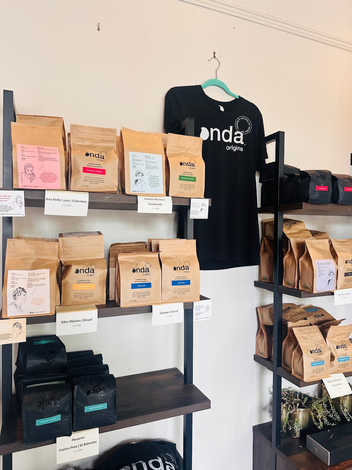 Onda Origins Cafe & Roastery specialty coffee shop in Seattle - photo 4