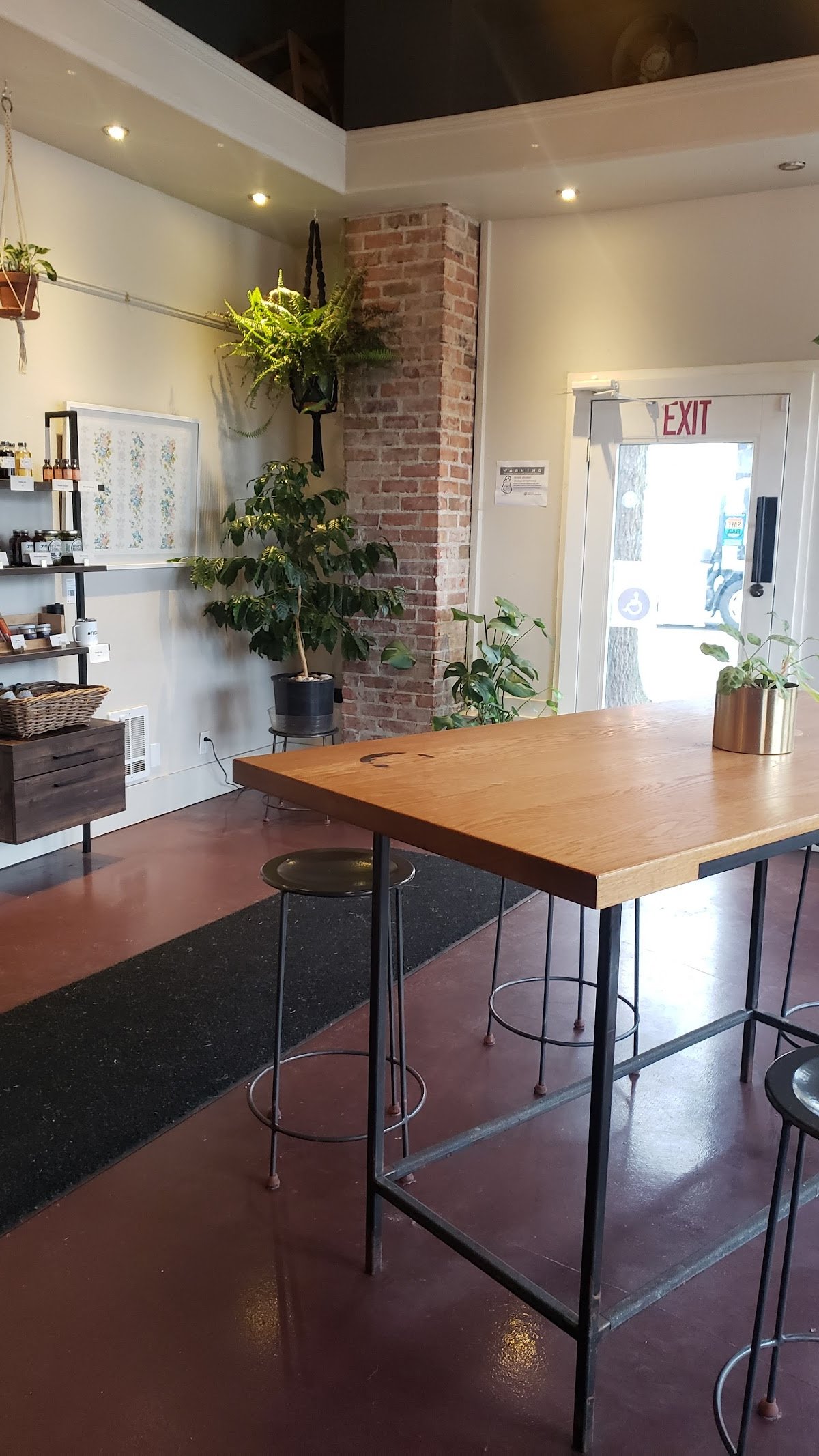 Onda Origins Cafe & Roastery specialty coffee shop in Seattle - photo 9