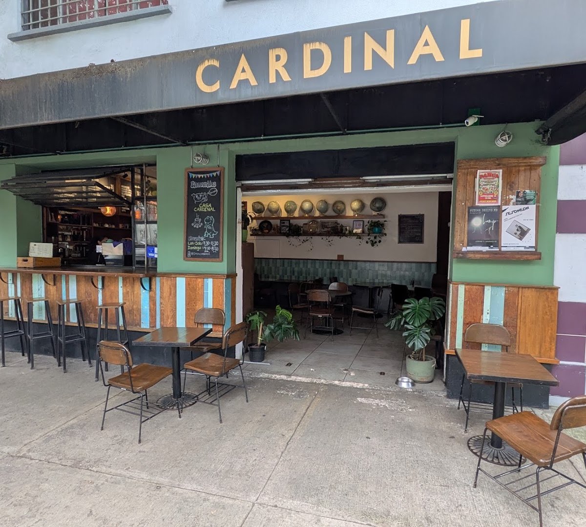 Storefront of Cardinal Casa de Café, specialty coffee shop in Mexico City