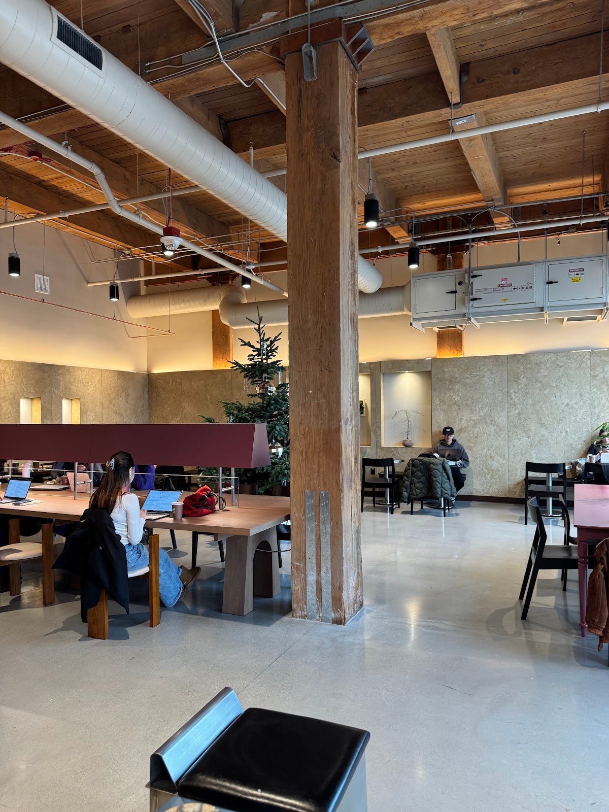 Aroom Coffee Waterfront specialty coffee shop in Seattle - photo 2