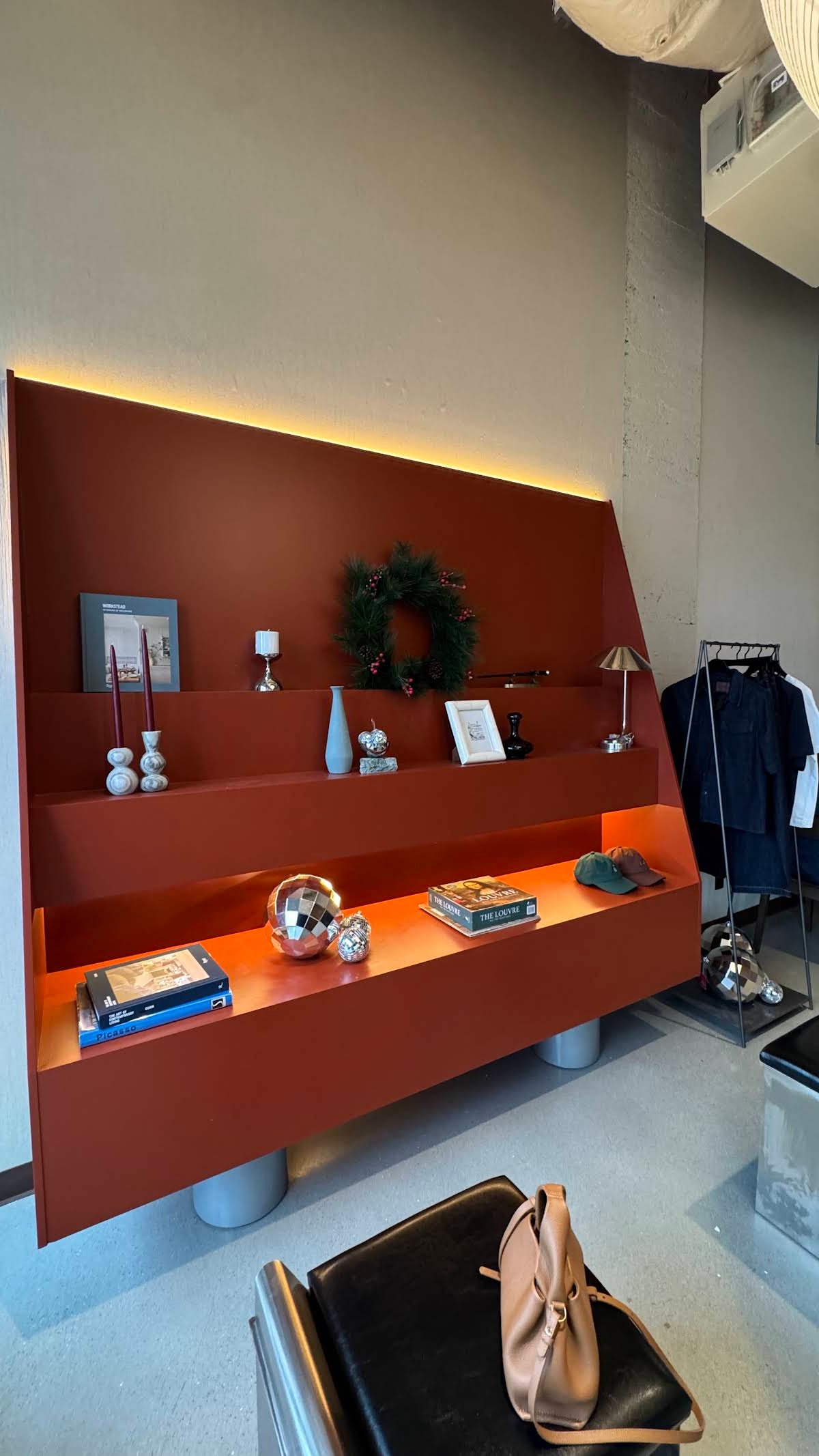 Aroom Coffee Waterfront specialty coffee shop in Seattle - photo 9