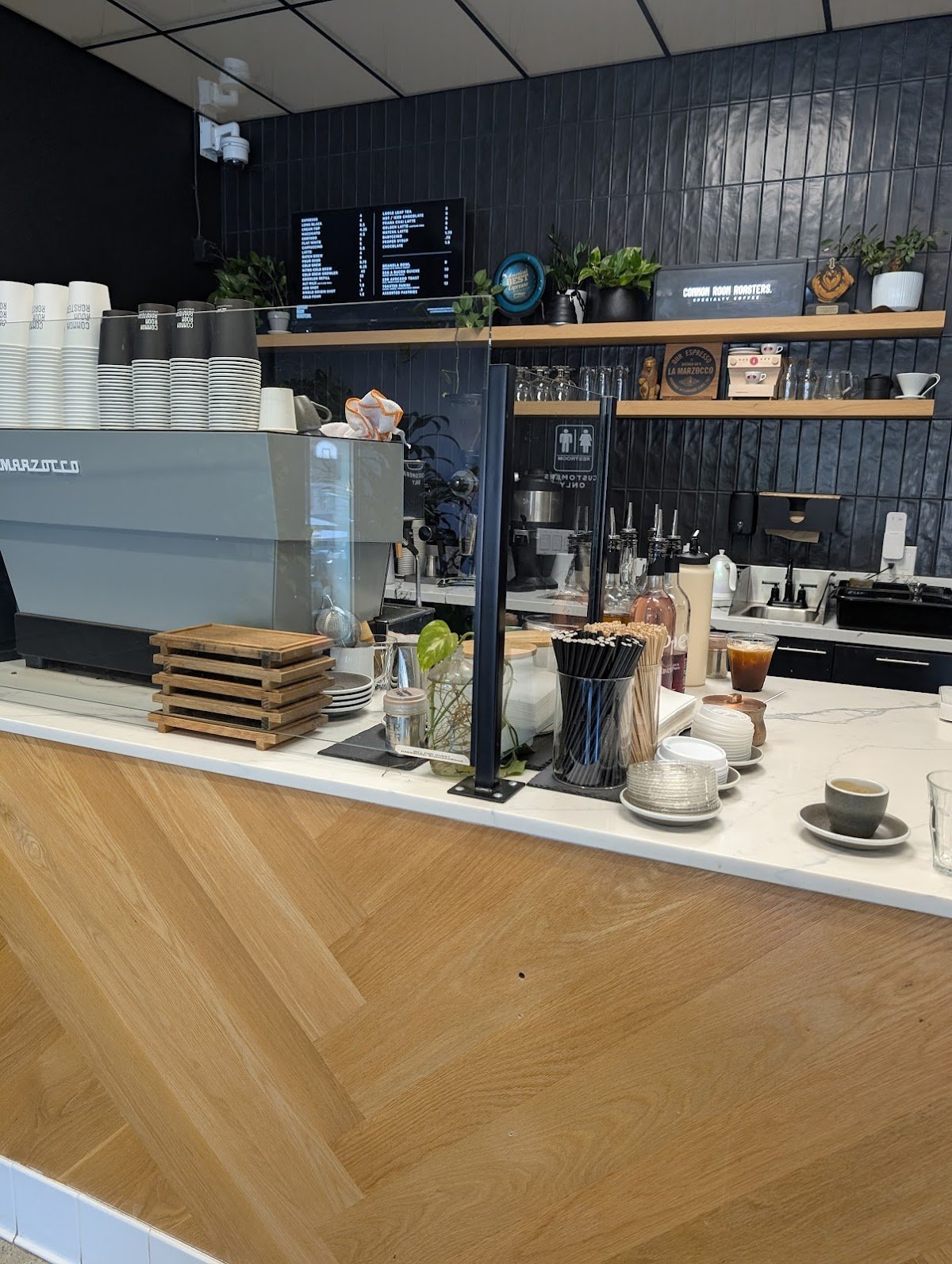 Common Room Roasters - Long Beach Coffee Shop & Roastery specialty coffee shop in Los Angeles - photo 7