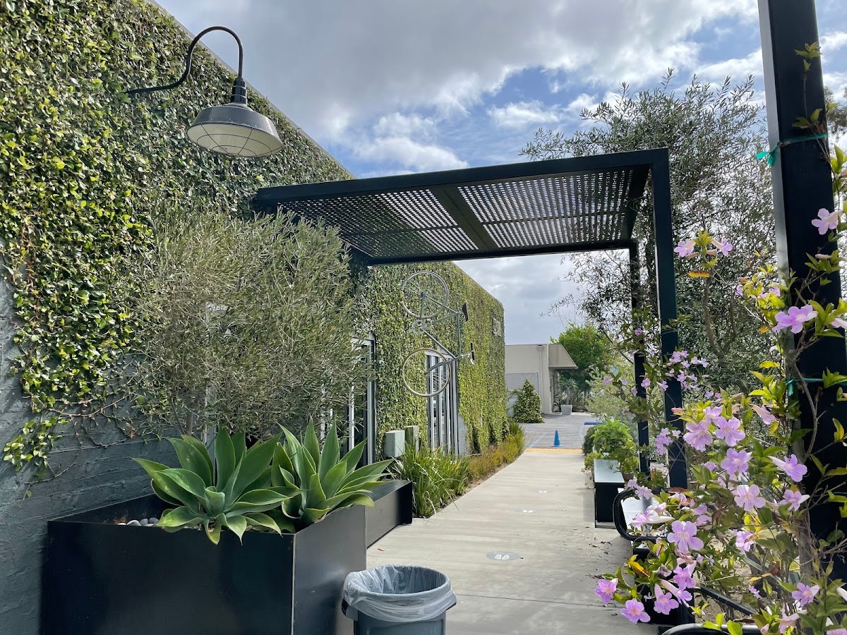 Common Room Roasters - Long Beach Coffee Shop & Roastery specialty coffee shop in Los Angeles - photo 8