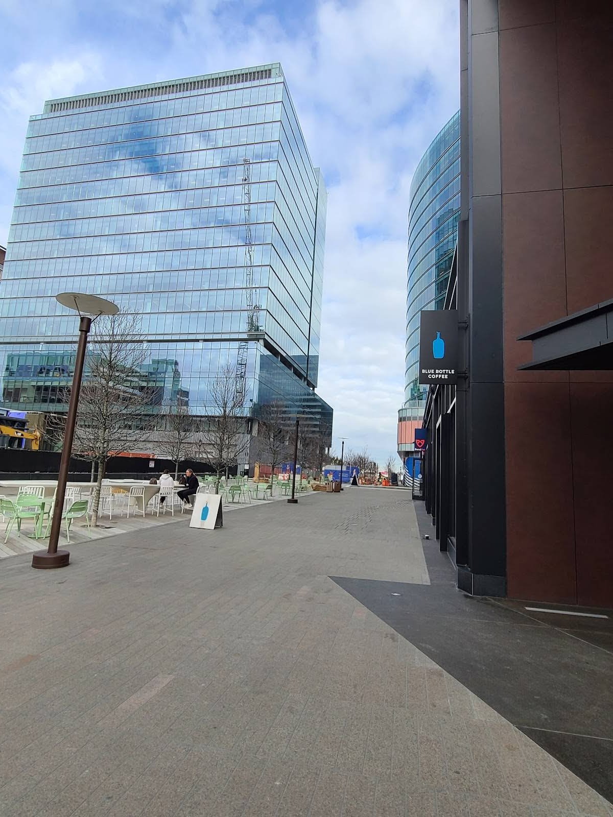 Blue Bottle Coffee specialty coffee shop in Boston - photo 9