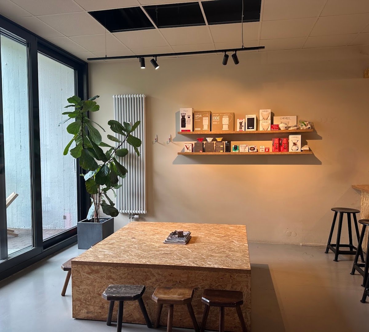 The Barn Café Checkpoint Charlie specialty coffee shop in Berlin - photo 4