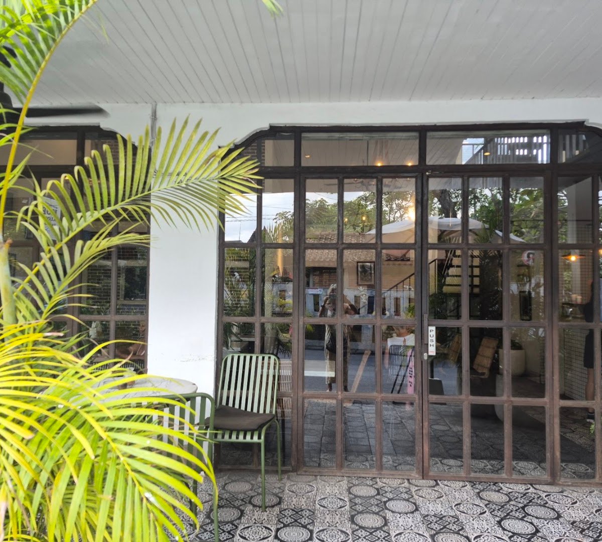 Coffee Cartel Seminyak specialty coffee shop in Bali - photo 8